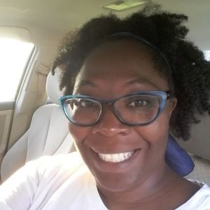 Meet your Posher, Latanya